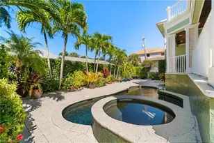 645 Broad Ave S, Naples, FL 34102 - Photo 46