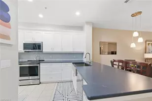 4864 Hampshire Ct, Naples, FL 34112 - Photo 4