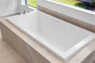 11813 Drake Ln, Naples, FL 34120 - Photo 22