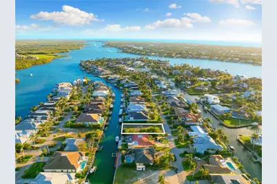 2165 Tarpon Rd, Naples, FL 34102 - Photo 10