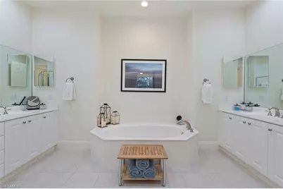 9224 Campanile Cir #202, Naples, FL 34114 - Photo 14