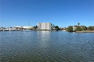 1325 7th St S, Naples, FL 34102 - Photo 18