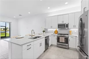 12438 Dahlia Ct, Naples, FL 34120 - Photo 12