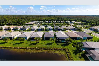 12438 Dahlia Ct, Naples, FL 34120 - Photo 34