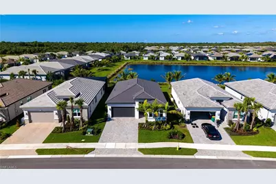 12438 Dahlia Ct, Naples, FL 34120 - Photo 32