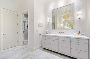 575 Palm Cir E, Naples, FL 34102 - Photo 30