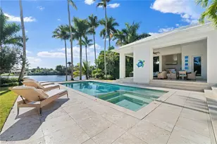 575 Palm Cir E, Naples, FL 34102 - Photo 20