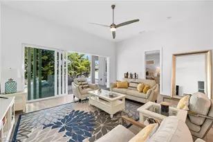 811 108th Ave N, Naples, FL 34108 - Photo 12