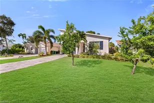 811 108th Ave N, Naples, FL 34108 - Photo 40