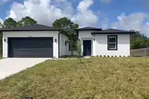 3629 E Gator Cir, Cape Coral, FL 33909 - Photo 2