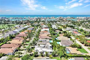 699 Fairway Terrace, Naples, FL 34103 - Photo 42