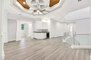 699 Fairway Terrace, Naples, FL 34103 - Photo 22