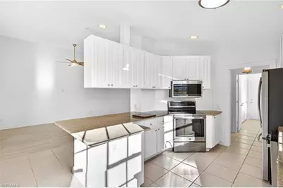 28160 Grossetto Way, Bonita Springs, FL 34135 - Photo 16