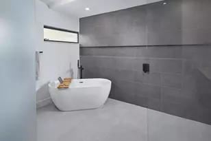 7661 Ponte Verde Way, Naples, FL 34109 - Photo 14