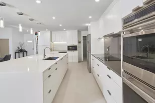 7661 Ponte Verde Way, Naples, FL 34109 - Photo 6