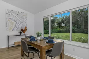 5311 Hickory Wood Dr, Naples, FL 34119 - Photo 10