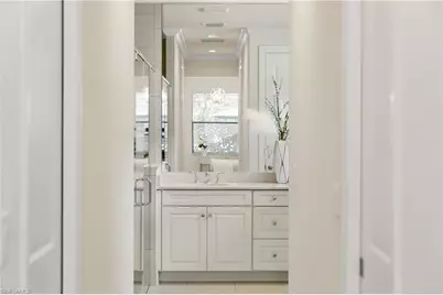 10137 Florence Cir, Naples, FL 34119 - Photo 20