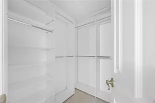 6654 Tannin Ln, Naples, FL 34109 - Photo 22