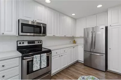 28700 Alessandria Cir, Bonita Springs, FL 34135 - Photo 16