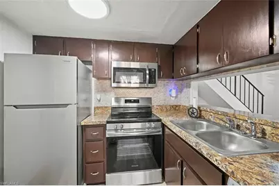 3371 Alouette Cir #2, Fort Myers, FL 33907 - Photo 8