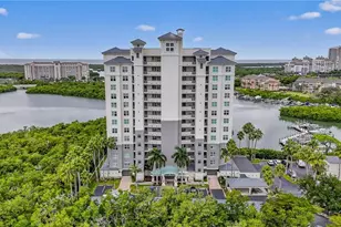 420 Cove Tower Dr, Naples, FL 34110 - Photo 32