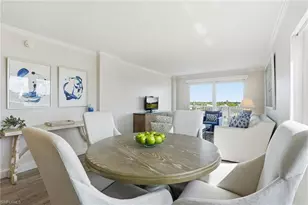 1300 Gulf Shore Blvd N, Naples, FL 34102 - Photo 8