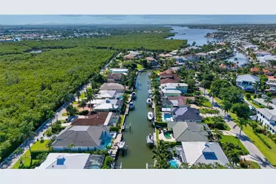 1923 Snook Dr, Naples, FL 34102 - Photo 26