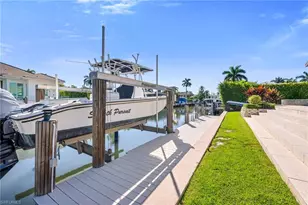 1923 Snook Dr, Naples, FL 34102 - Photo 4