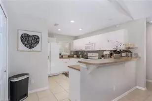 2705 SW 11th Pl, Cape Coral, FL 33914 - Photo 10