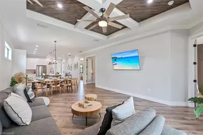 3530 Hibiscus Ave, Naples, FL 34104 - Photo 16