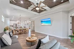 3530 Hibiscus Ave, Naples, FL 34104 - Photo 16