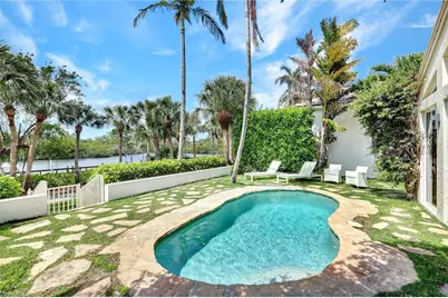 27571 Riverbank Dr, Bonita Springs, FL 34134 - Photo 6