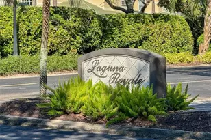 515 Laguna Royale Blvd, Naples, FL 34119 - Photo 1