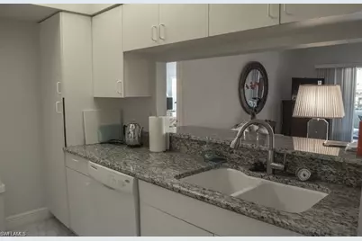 5817 Glencove Dr #404, Naples, FL 34108 - Photo 6