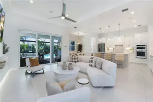 14391 Laguna Spgs Ln, Naples, FL 34114 - Photo 4