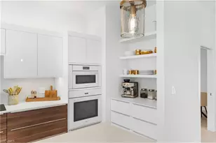 516 Neapolitan Ln, Naples, FL 34103 - Photo 12