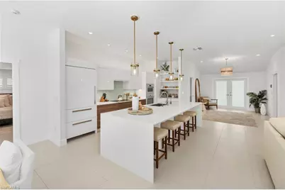 516 Neapolitan Ln, Naples, FL 34103 - Photo 10