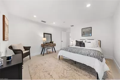 516 Neapolitan Ln, Naples, FL 34103 - Photo 26