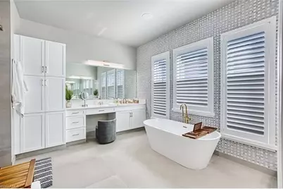 12169 Eucalyptus Way, Naples, FL 34120 - Photo 22