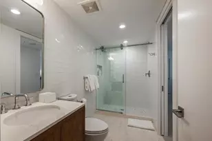 4021 Gulf Shore Blvd N, Naples, FL 34103 - Photo 38