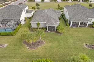 16184 Pennyroyal Ln, Punta Gorda, FL 33982 - Photo 32