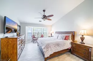 5770 Grande Reserve Way, Naples, FL 34110 - Photo 16