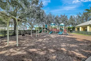 1750 Alameda Dr, Naples, FL 34120 - Photo 32