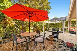 207 Glen Eagle Cir, Naples, FL 34104 - Photo 22