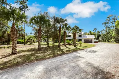 5092 Boxwood Way, Naples, FL 34116 - Photo 2