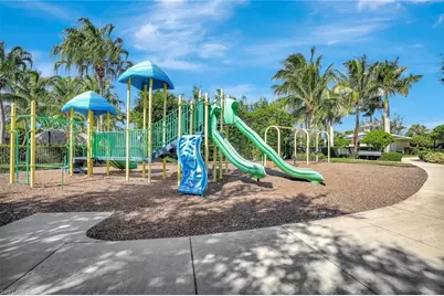 2074 Tamarron Ln, Naples, FL 34120 - Photo 30