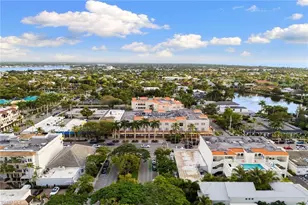 600 5th Ave S, Naples, FL 34102 - Photo 34