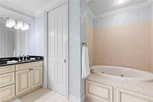 600 5th Ave S, Naples, FL 34102 - Photo 24