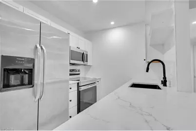 4601 Bayshore Dr #A2, Naples, FL 34112 - Photo 12