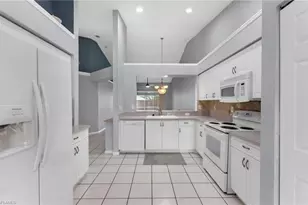 1749 Royal Cir, Naples, FL 34112 - Photo 8